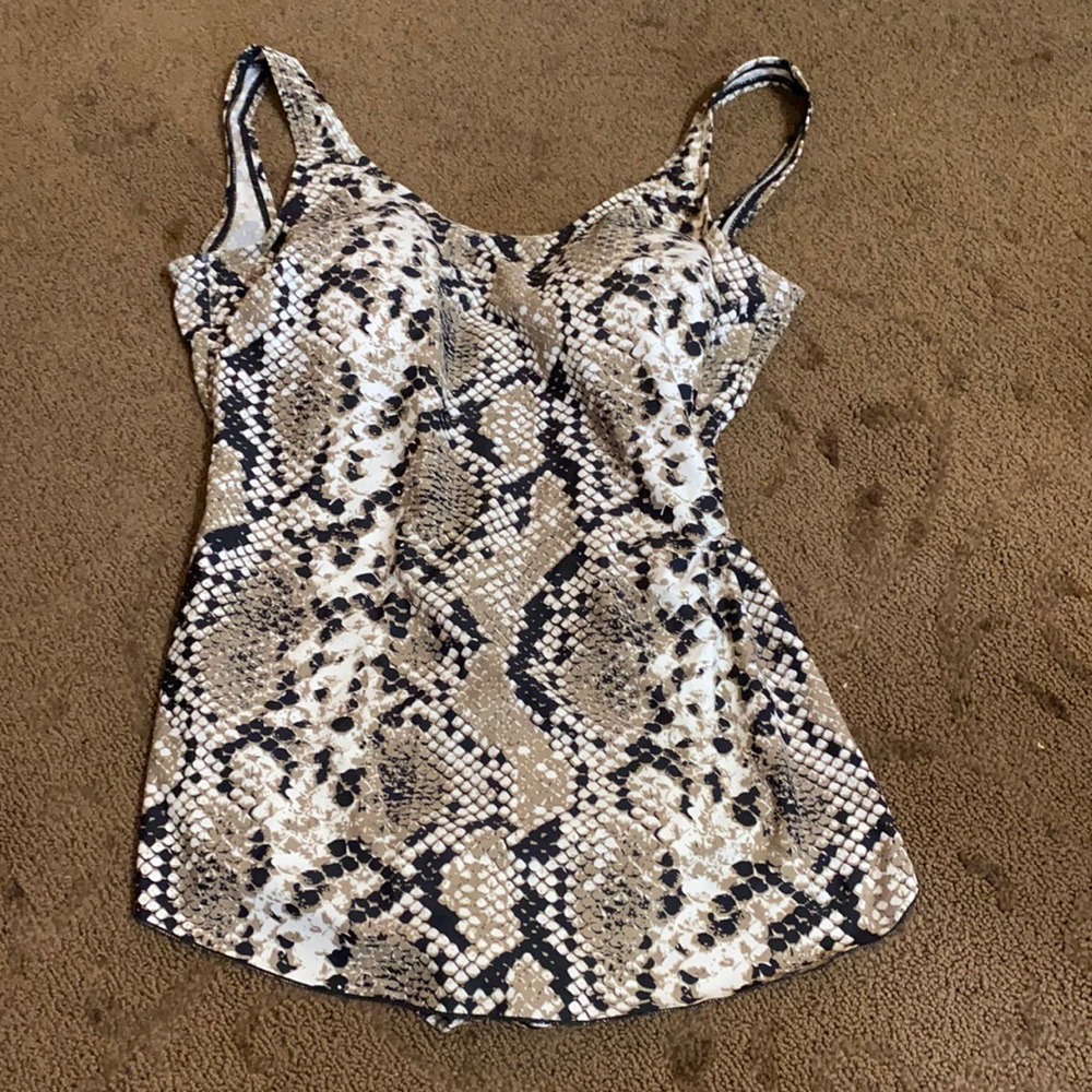 One piece bathing suit